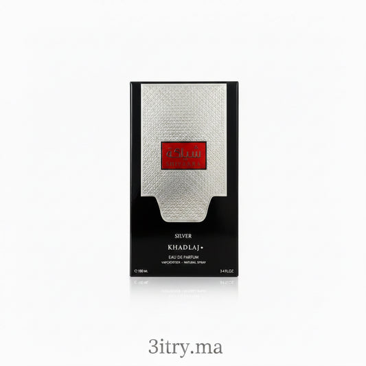 عطر أنيق بطابع عصري يمنحك إحساسًا بالانتعاش والرقي، اختيار مثالي لمن تبحث عن لمسة من الفخامة في يومها.