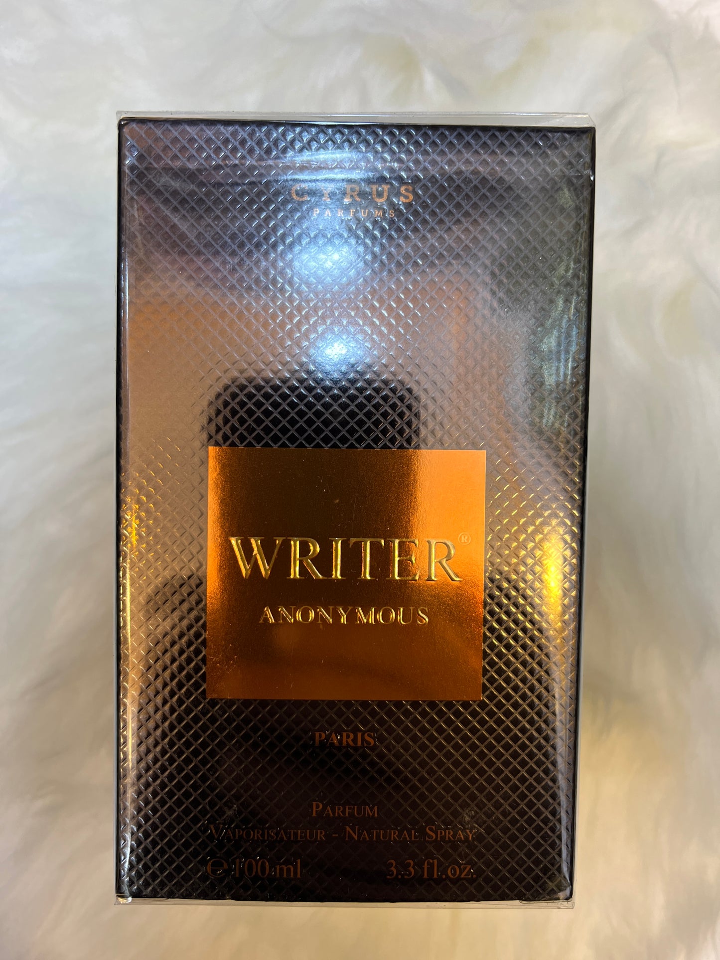 writer anonymous عطر